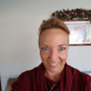 Meet your Posher, Roxanne